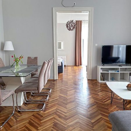 Sunny Castle Apartment Budapesta Exterior foto